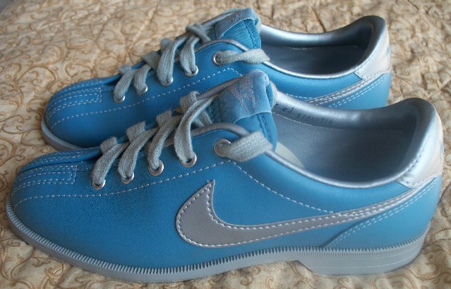 nike bowling shoes for sale