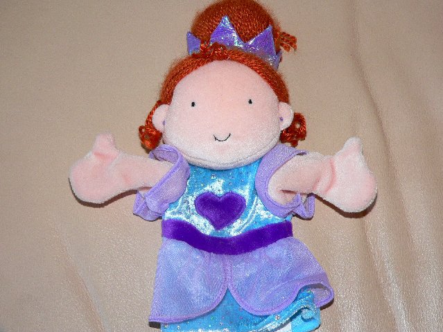 gilbert caillou stuffed animal