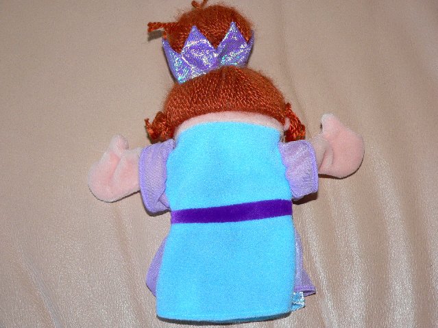 gilbert caillou stuffed animal