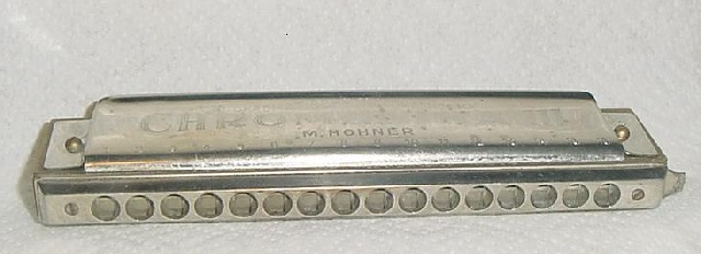  VINTAGE HOHNER CHROMONIKA III KEY C HARMONICA