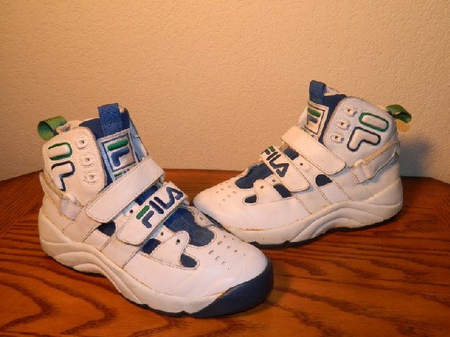 retro fila basketball shoes